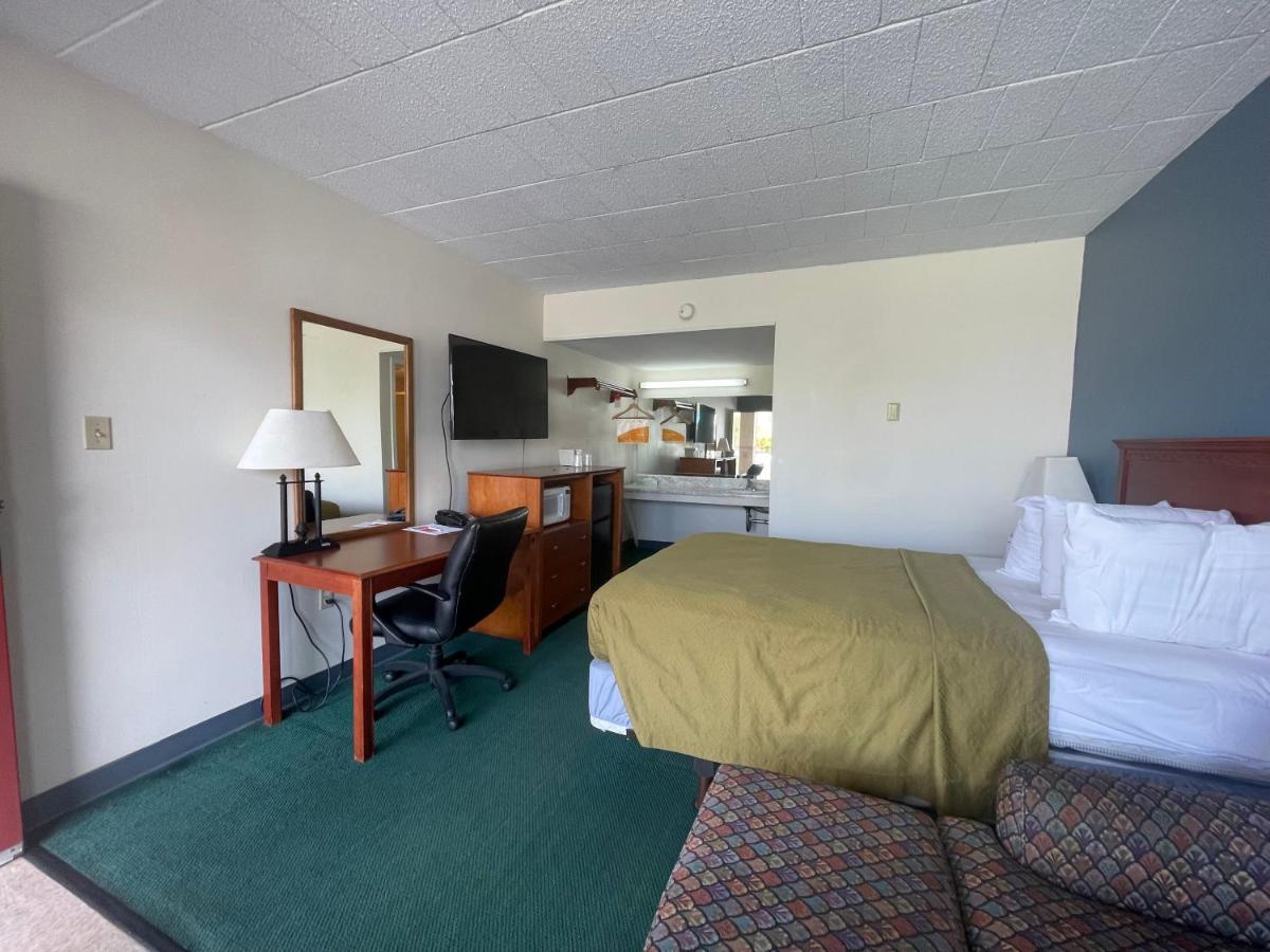 Horseshoe Curve Lodge Altoona Extérieur photo